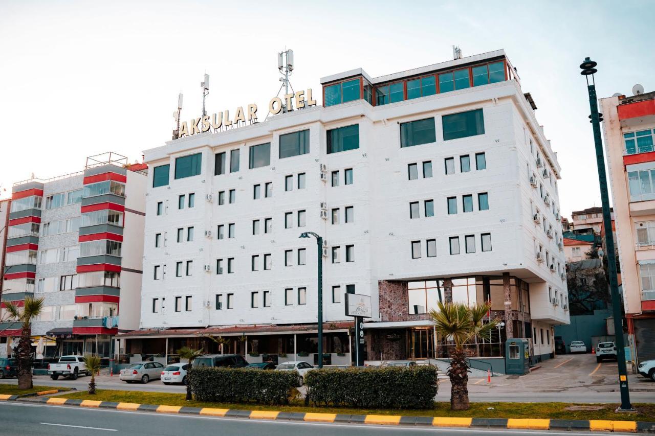 4 ห้องนอน 1 ห้องน้ำส่วนตัว ขนาด 1300 ตร.ม. – กลางเมืองตราบซอน Hotel ทรับซอน ภายนอก รูปภาพ