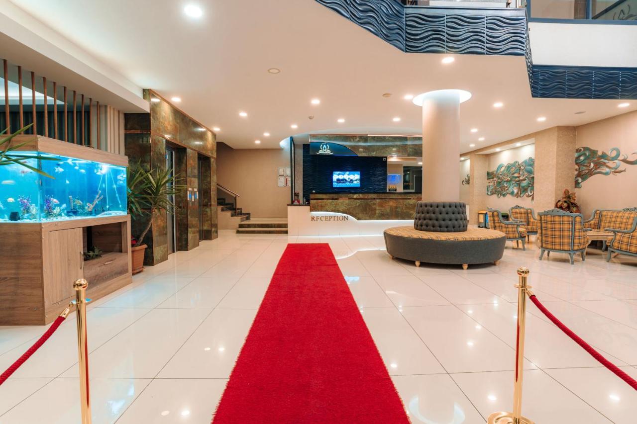4 ห้องนอน 1 ห้องน้ำส่วนตัว ขนาด 1300 ตร.ม. – กลางเมืองตราบซอน Hotel ทรับซอน ภายนอก รูปภาพ